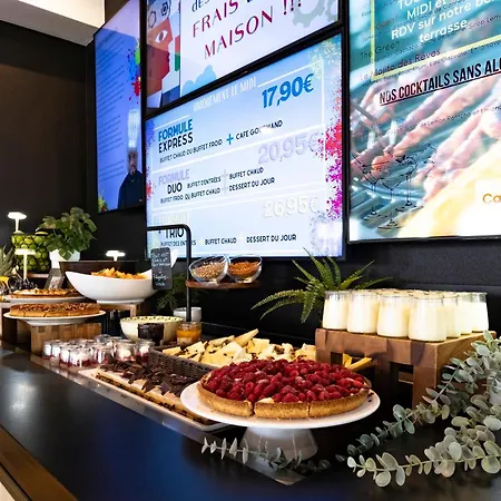 Hotel Campanile Roissy - Aéroport Cdg - Amelot 3*