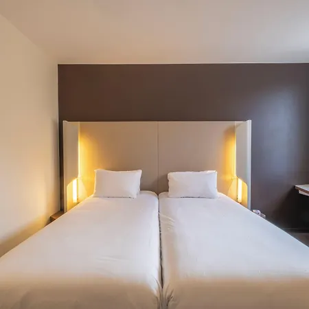 Campanile Roissy - Aeroport Cdg - Amelot Hotel Le Mesnil-Amelot